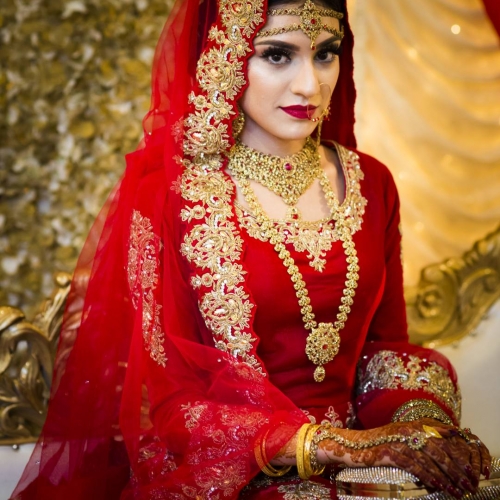 Female Wedding Photographer